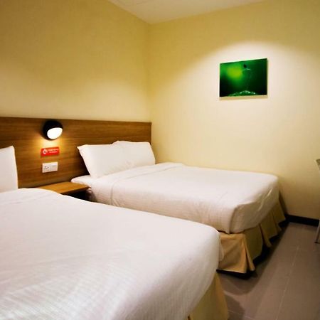 118 Hotel George Town Buitenkant foto
