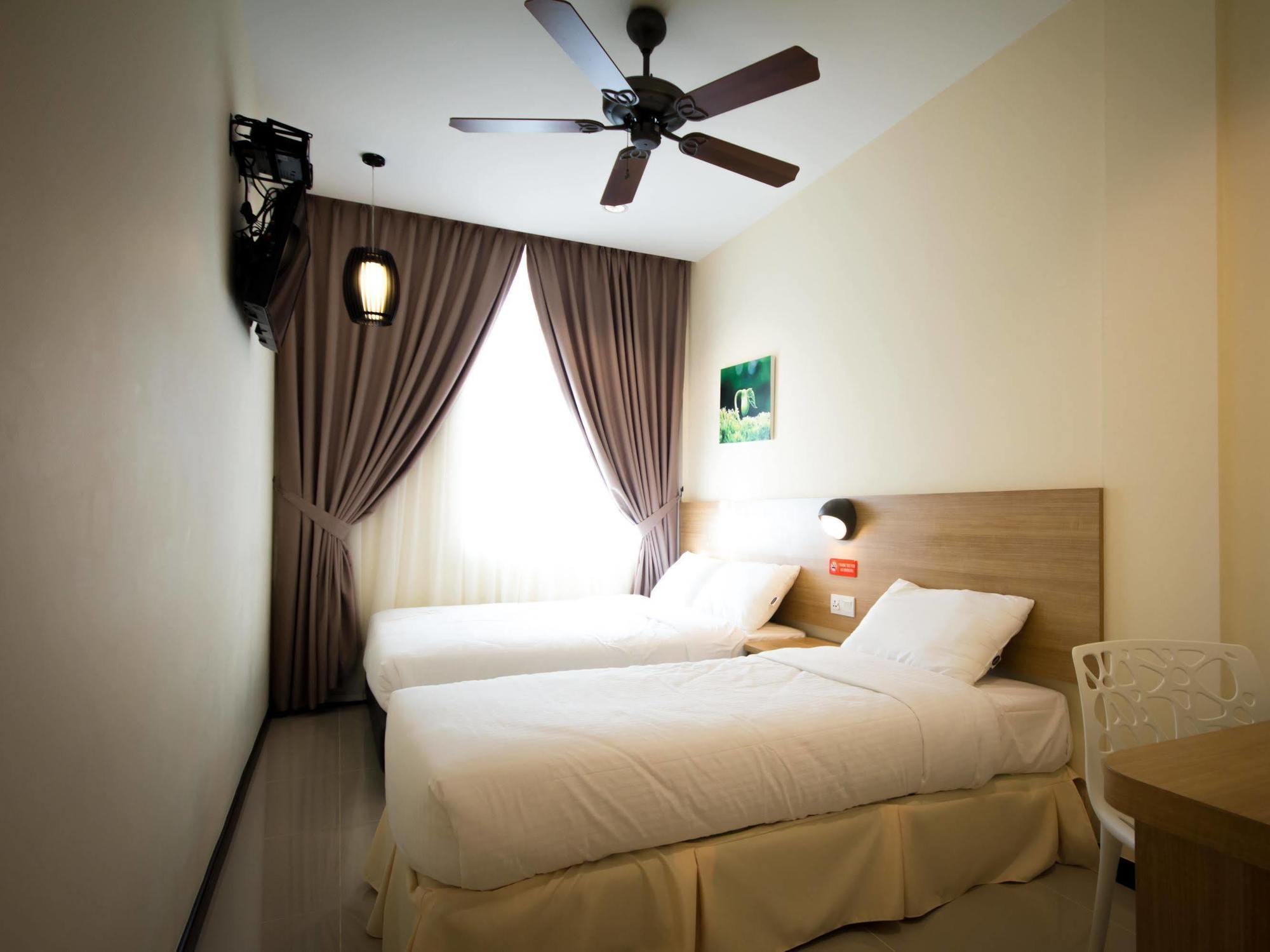 118 Hotel George Town Buitenkant foto